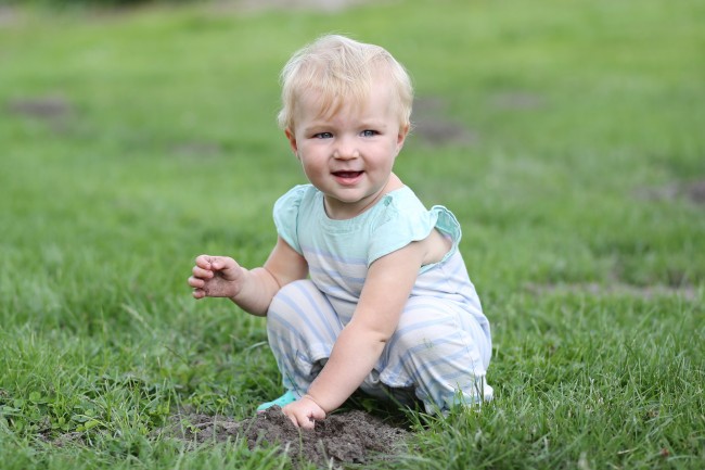 develop your baby and tot through messy play