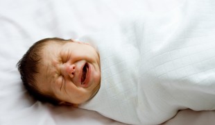 how to calm a fussy baby
