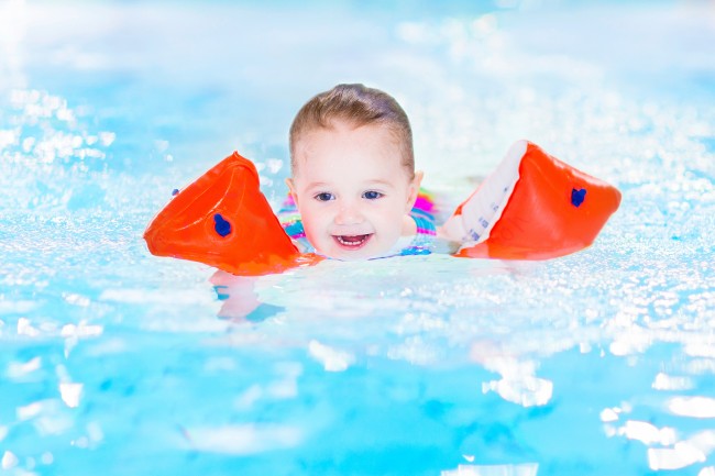 prevent swimmers ear in your toddler